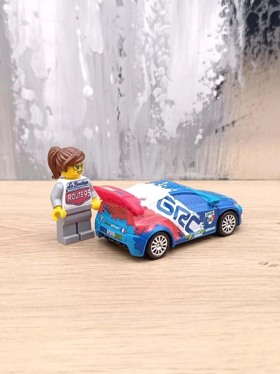 Carro Cars Raoul Caroule - Brinquedo novo (CFS08) – photo 2